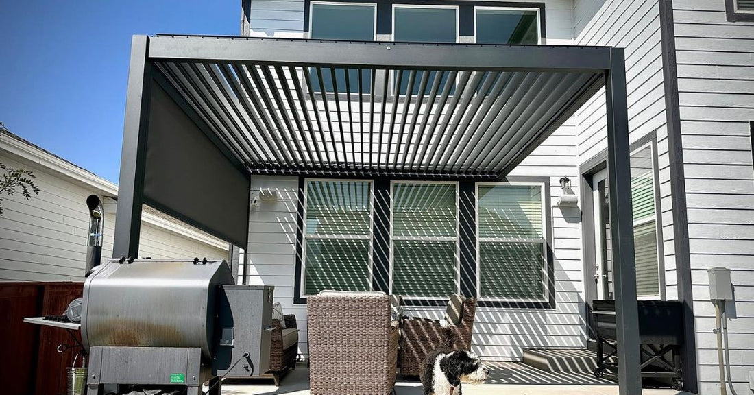 Festive Ways To Decorate Your Pergola for the Holidays