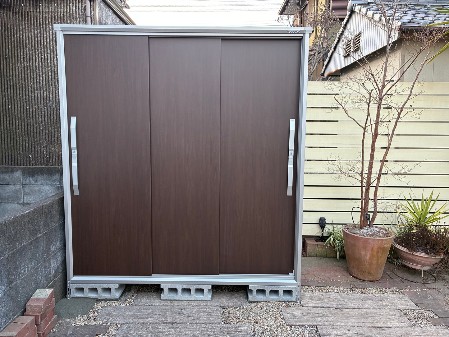YODOKO Premium Outdoor Small Shed ESF
