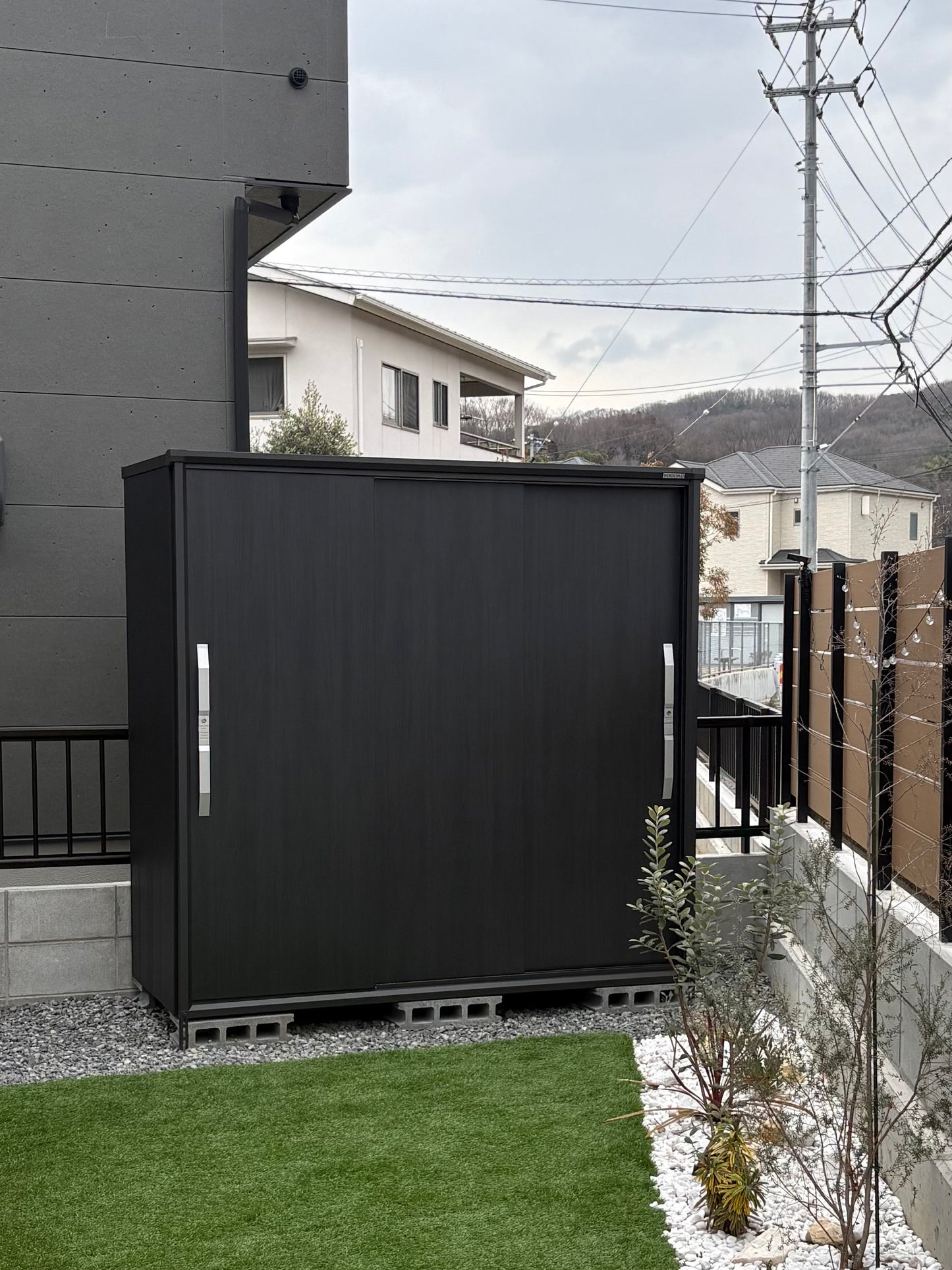 YODOKO Premium Outdoor Small Shed ESF