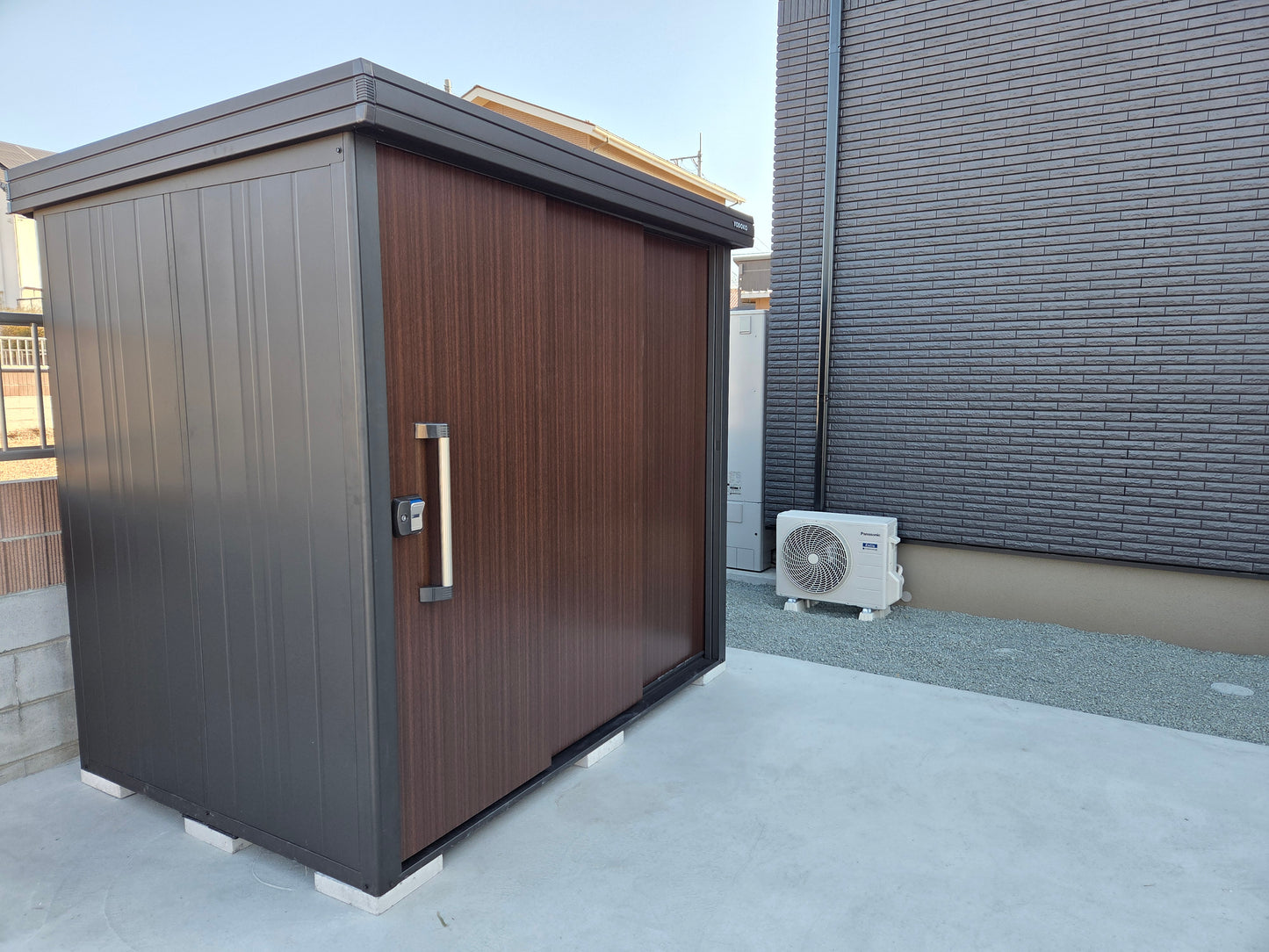 YODOKO Premium Outdoor Large Shed LMDS