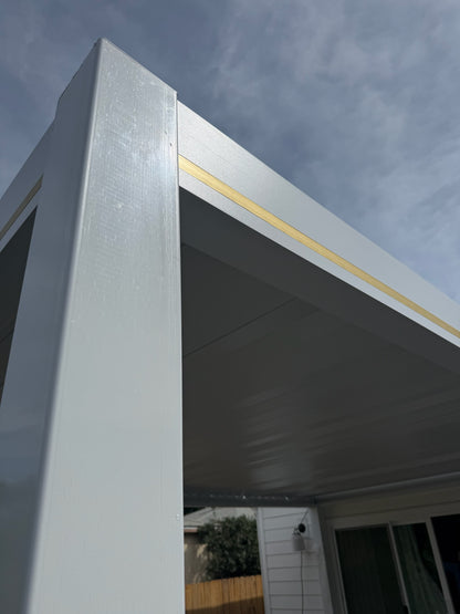 Villa Pergola 2.0 - Motorized Louver w/ Lighting